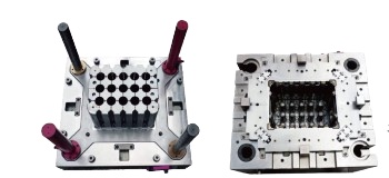 Injection mould for plastic crates