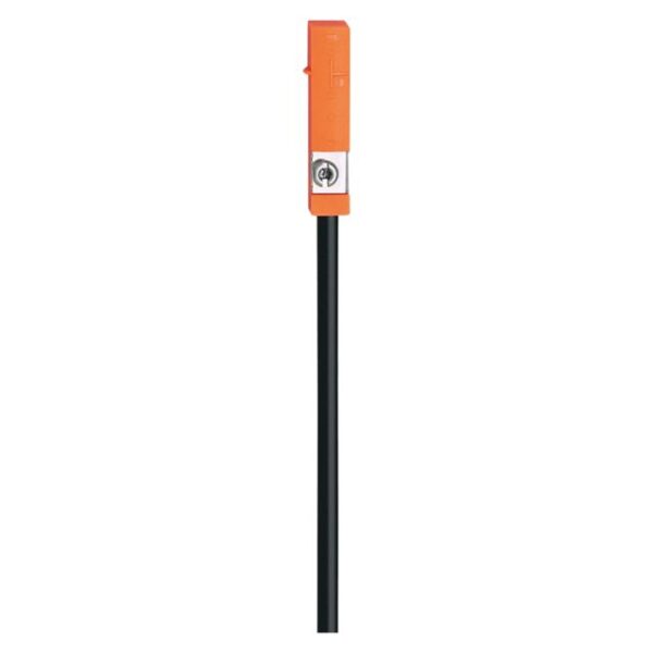 ifm electronic Cylinder Sensor Pneumatic Cylinder Sensor, IP65, IP67, 10 → 30V dc, NPN, PNP Operation with LED