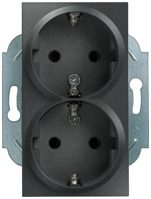 Siemens 2 Gang Plug Socket, 16A, Indoor Use